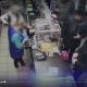 Видео: покупатель избил посетителя бутылкой в магазине